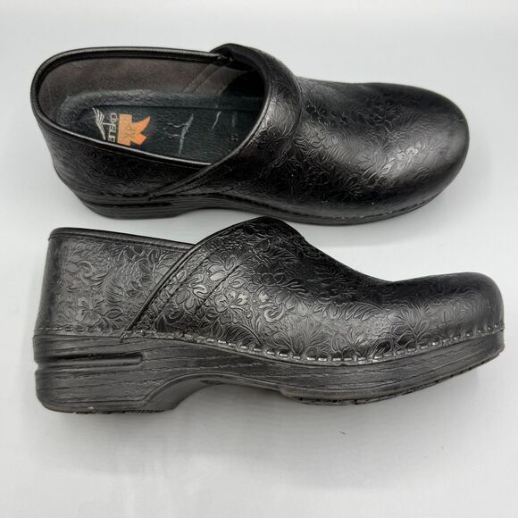 Dansko Shoes - Dansko XP Womens Floral Clog Black Leather Floral Casual Slip On Shoes EU39/US 9